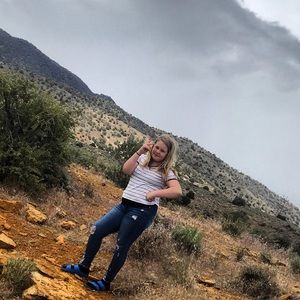 Meet your Posher, Lidia